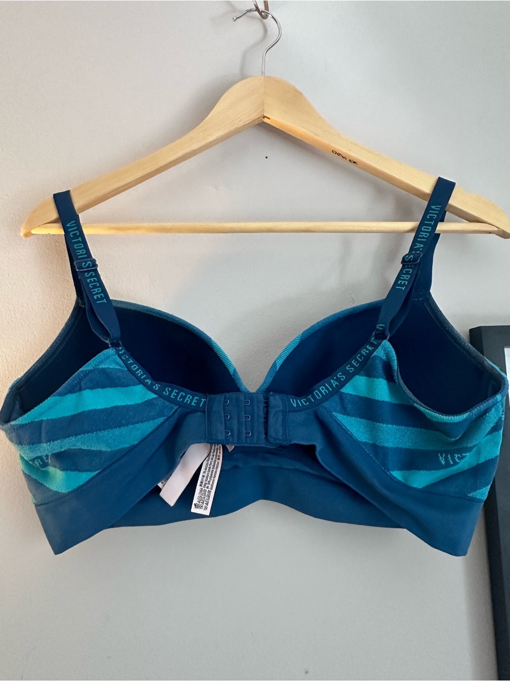 Victoria's Secret Striped Blue Wireless Padded Bralette - Picture 5 of 8
